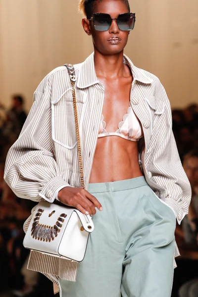 Look 7